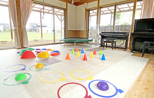 もりもりめろん広場｜指定児童発達支援事業所 放課後等デイサービス 保育所等訪問支援事業所